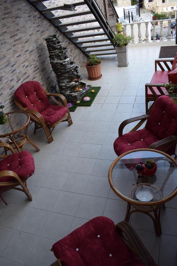 כריסי אמודיה Studios Lia Adults Only -Fully Renovated מראה חיצוני תמונה