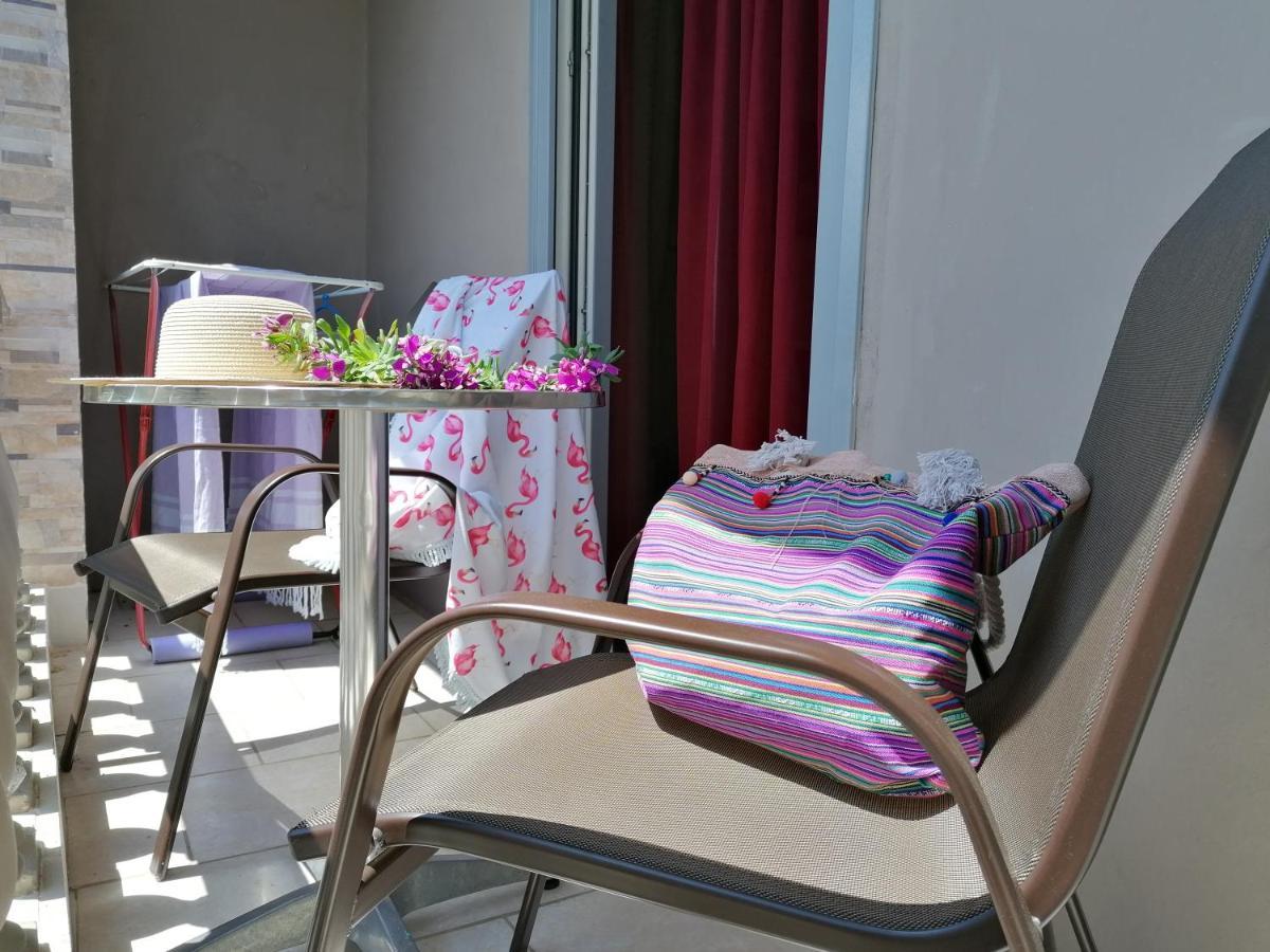 כריסי אמודיה Studios Lia Adults Only -Fully Renovated מראה חיצוני תמונה