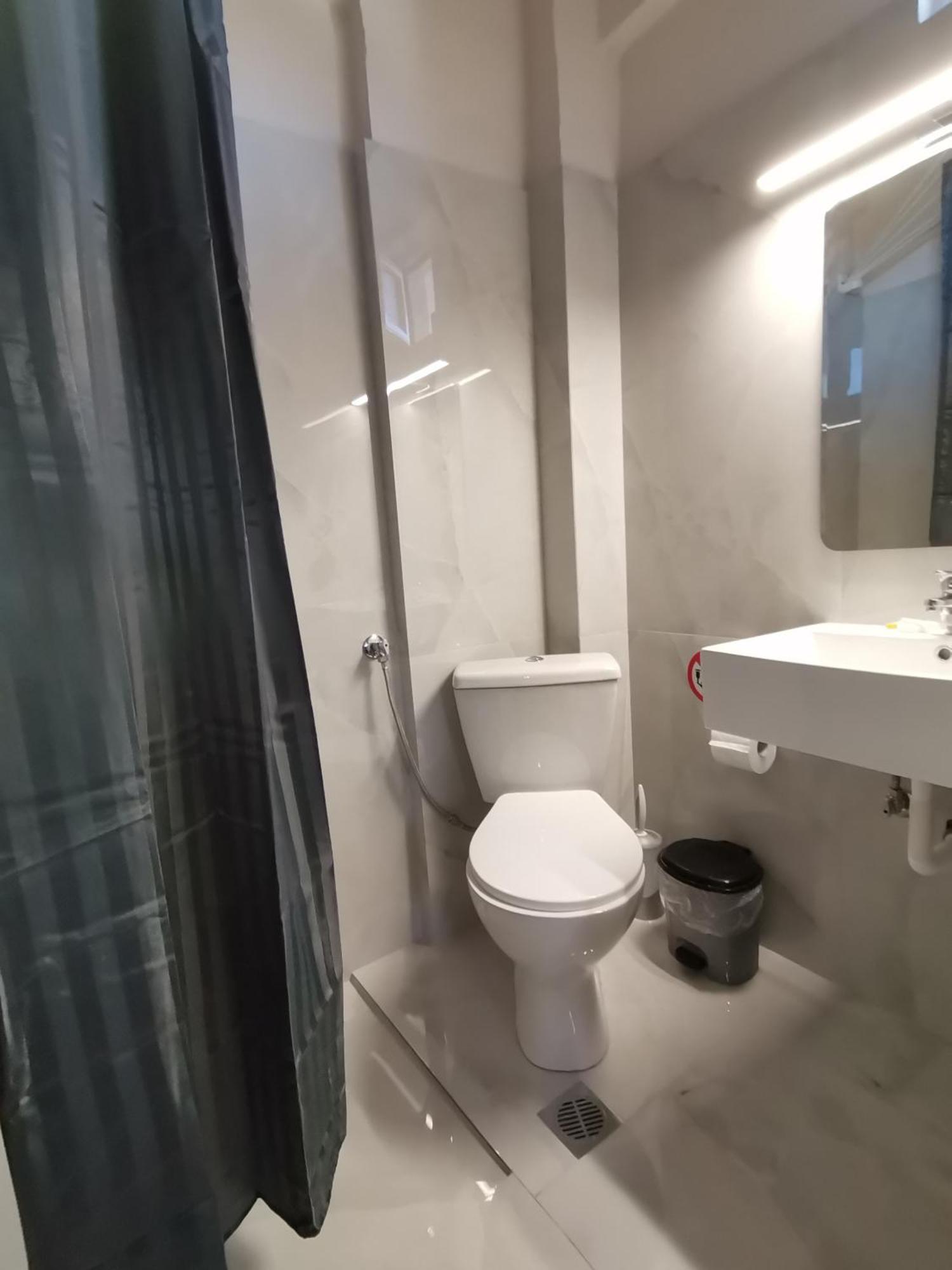 כריסי אמודיה Studios Lia Adults Only -Fully Renovated מראה חיצוני תמונה