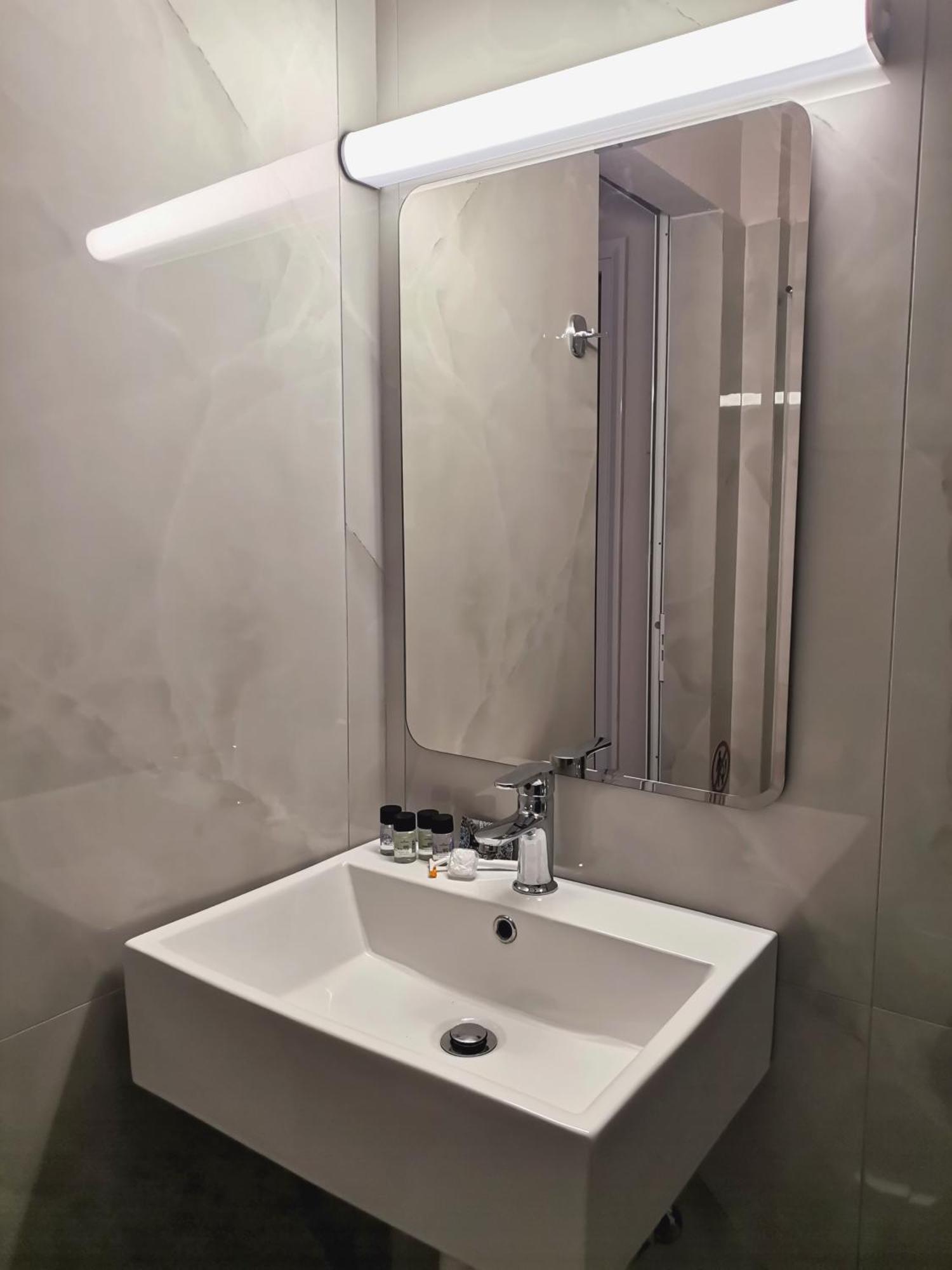 כריסי אמודיה Studios Lia Adults Only -Fully Renovated מראה חיצוני תמונה