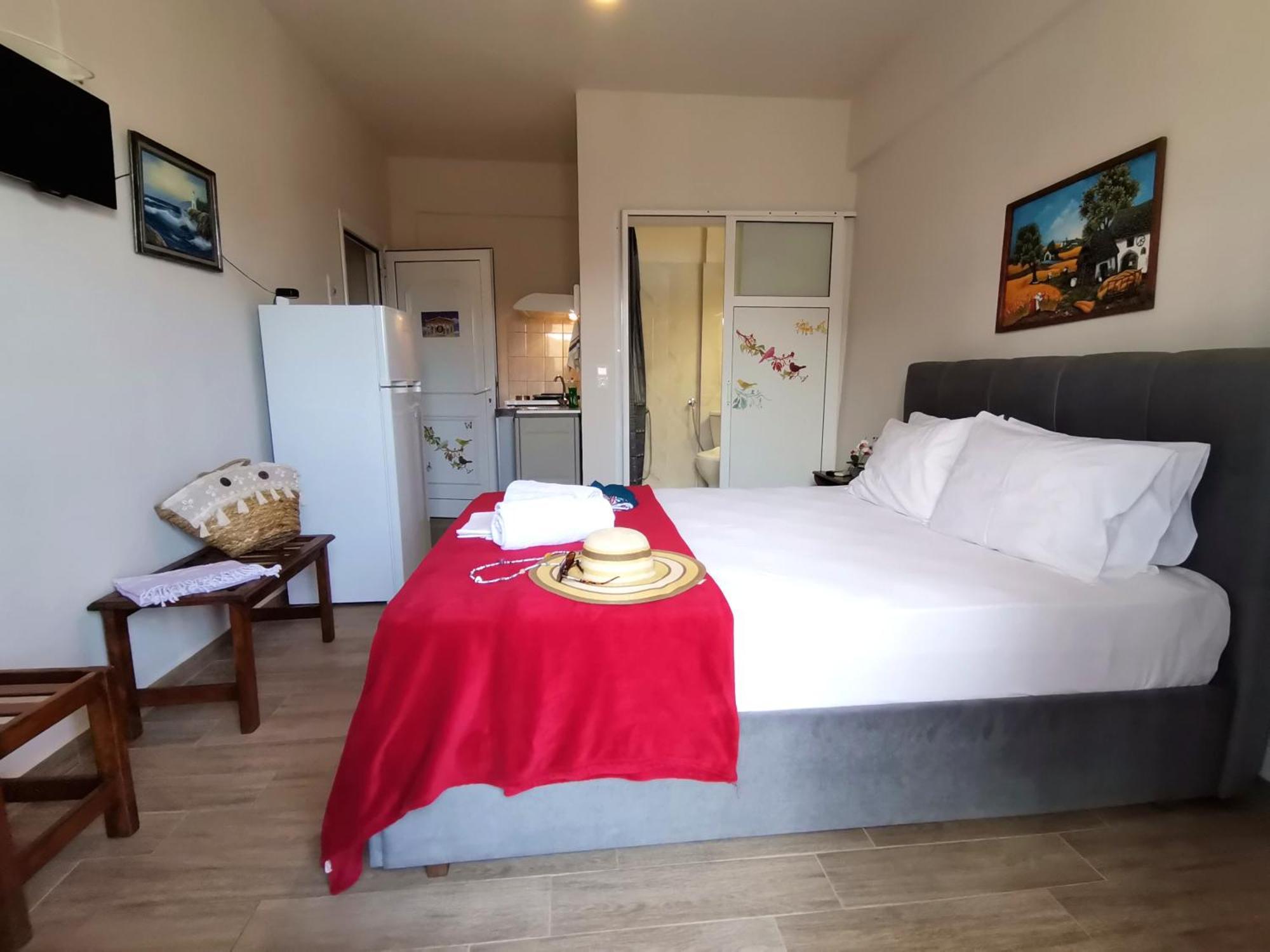 כריסי אמודיה Studios Lia Adults Only -Fully Renovated מראה חיצוני תמונה