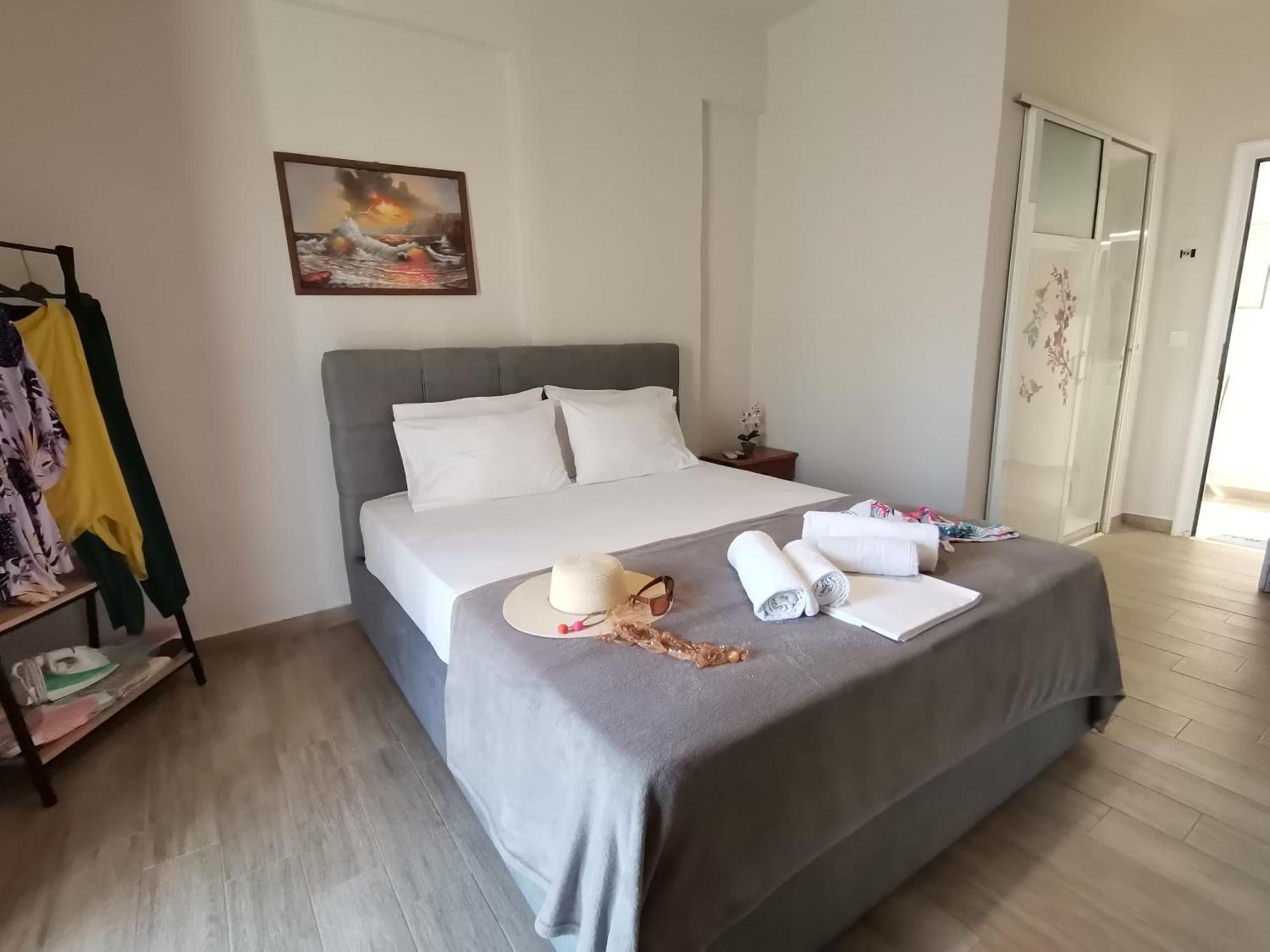 כריסי אמודיה Studios Lia Adults Only -Fully Renovated מראה חיצוני תמונה