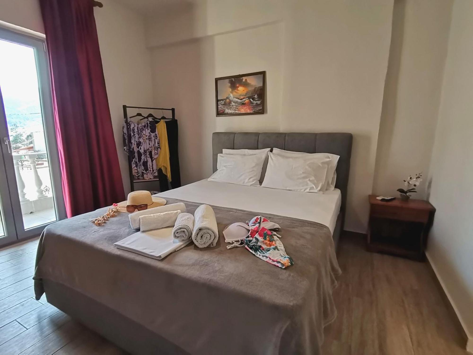 כריסי אמודיה Studios Lia Adults Only -Fully Renovated מראה חיצוני תמונה